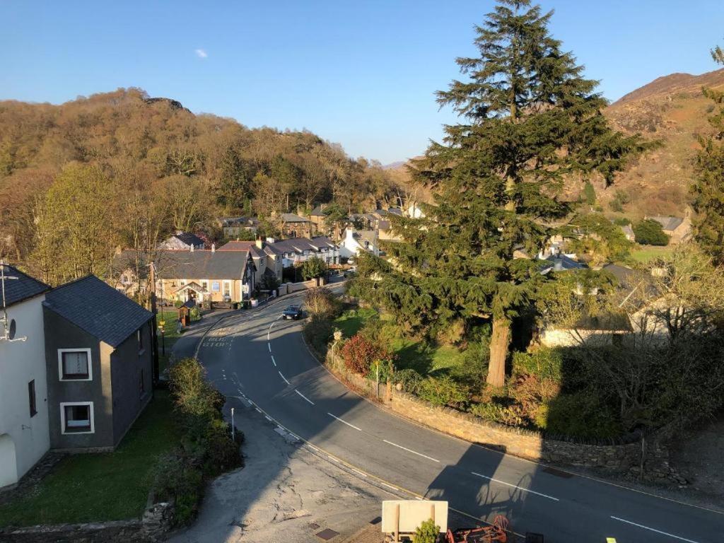 Royal Goat Hotel Beddgelert Exterior foto